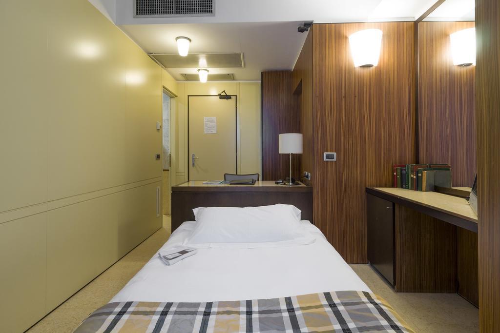 Hotel Carrobbio Mediolan Zewnętrze zdjęcie